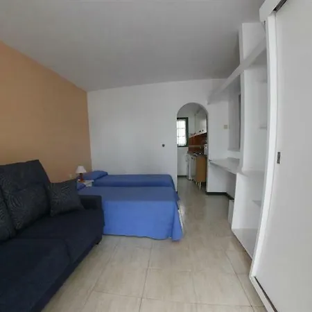 Apartamentos Tropicana *