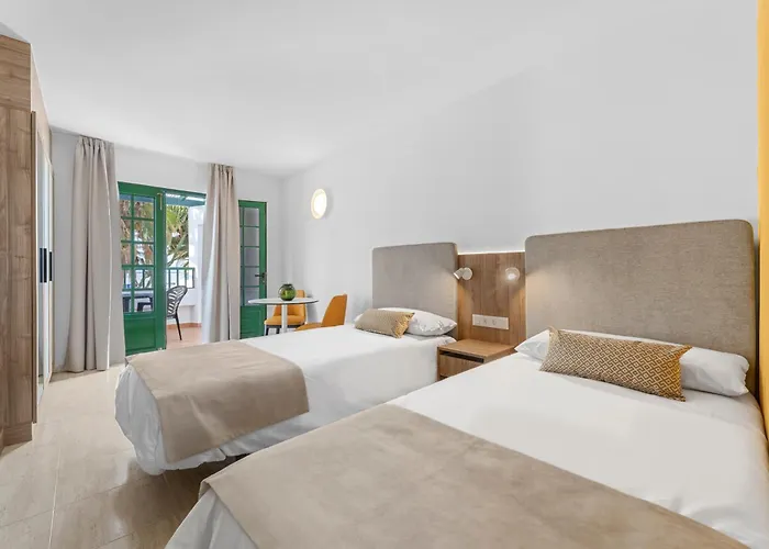 Apartamentos Tropicana * Пуэрто дель Кармен