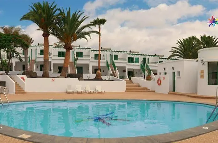 Apartamentos Tropicana Апартаменты